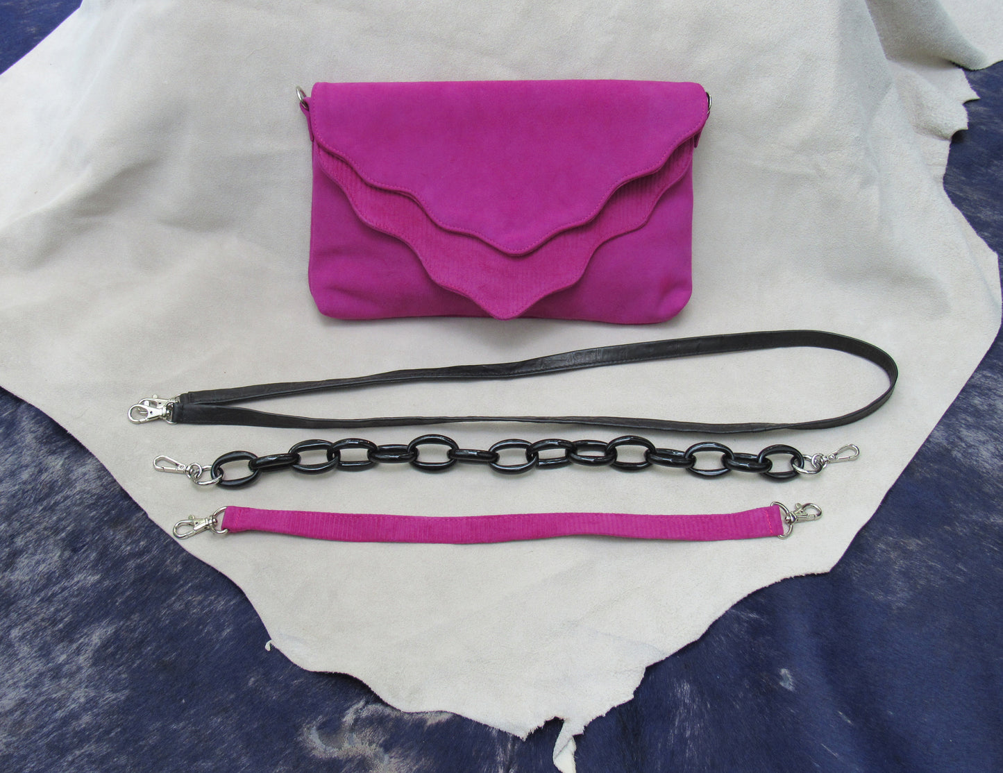Fuchsia in Wave
