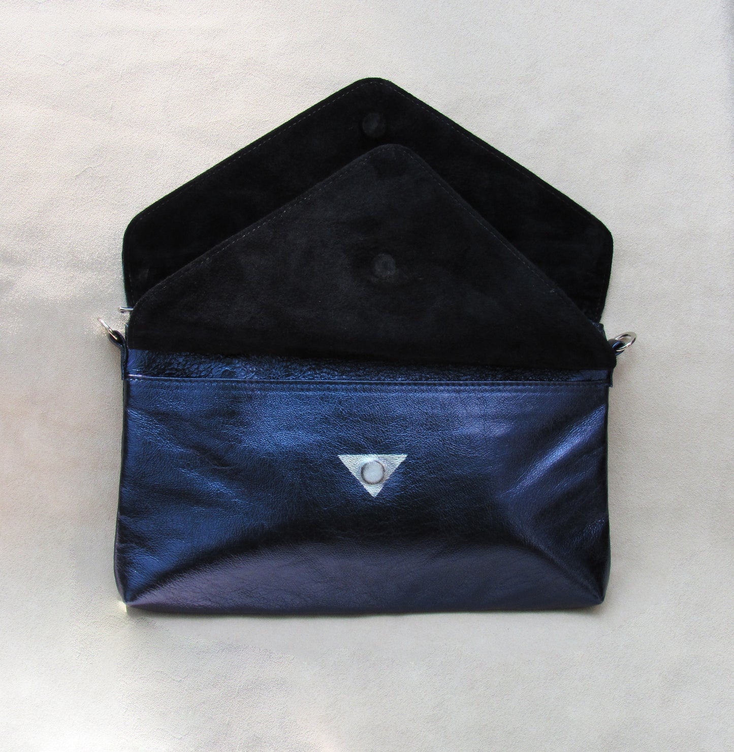 Electric Indigo in Arrow