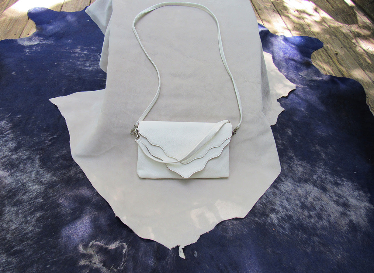 Alabaster in Wave