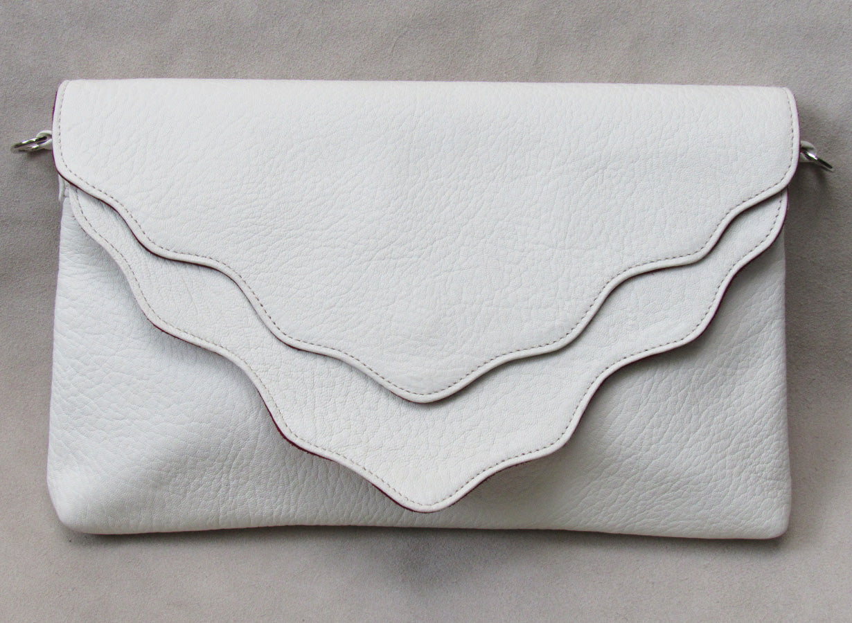 Alabaster in Wave